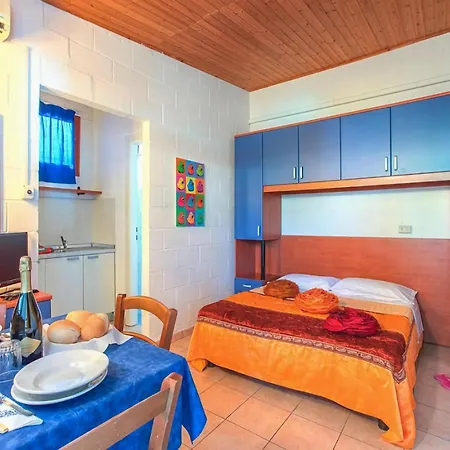 Rosapineta Sud In Holiday home *